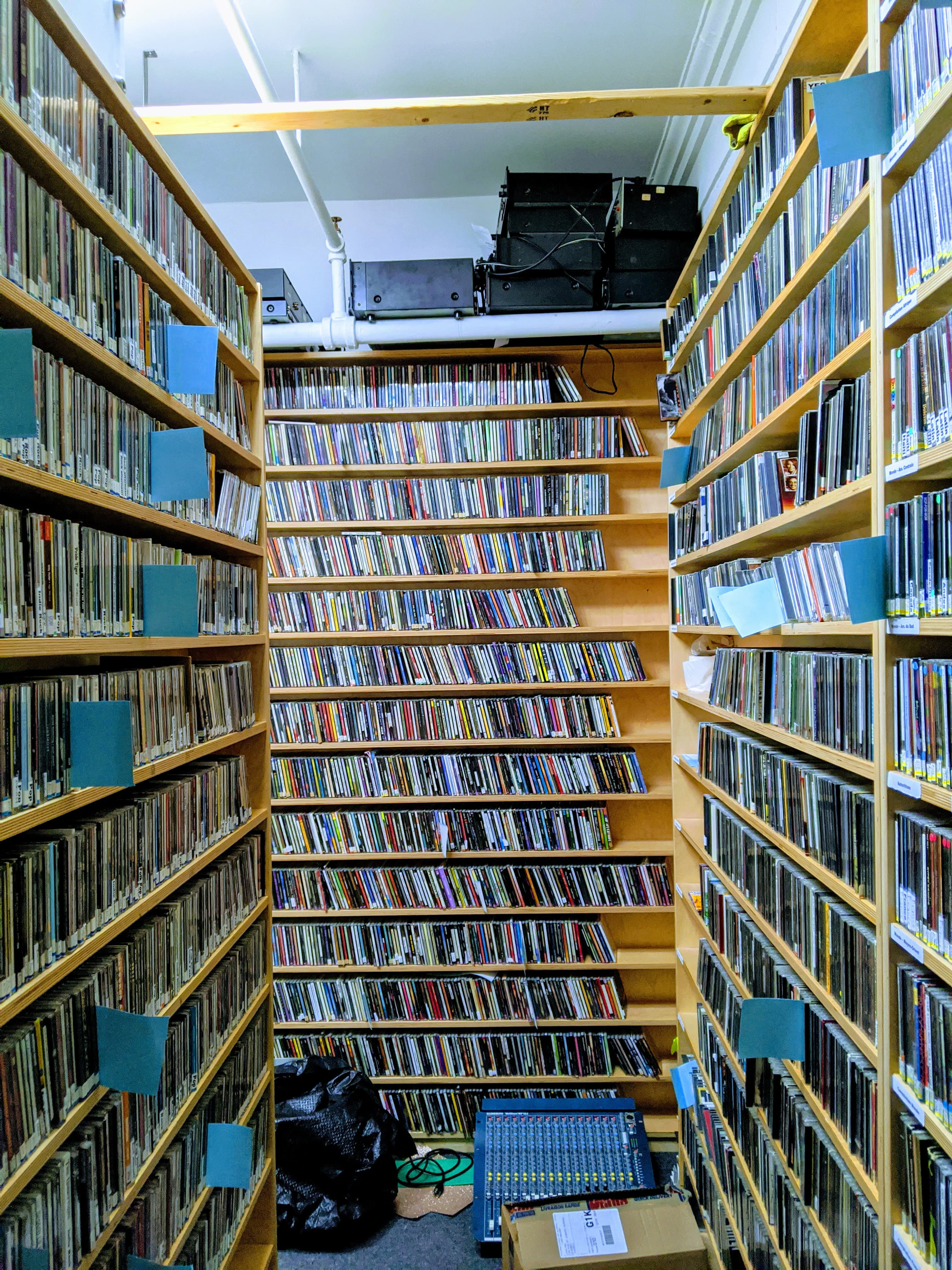 Vente de CD à CKIA