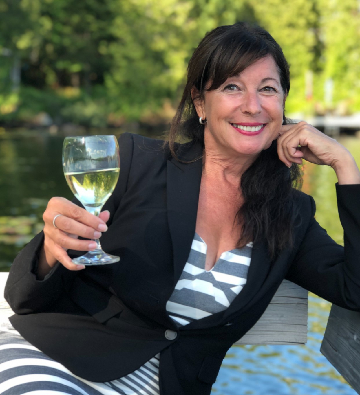 Tour du monde festif avec le vin, ce jeudi 17 décembre, à 10 hres, à l'émission Ici et Ailleurs