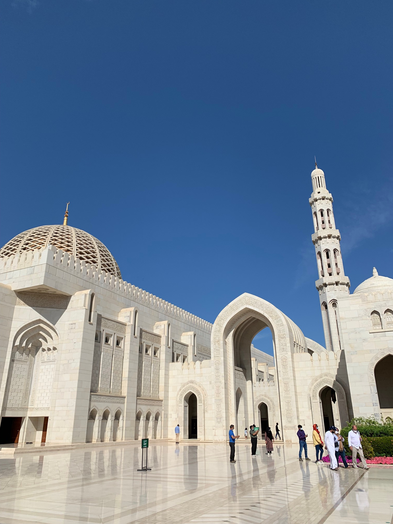 Rediffusion: Émirats arabes unis et le Sultanat d’Oman, ce jeudi 29 septembre de 10 à 11h et en reprise le 3 octobre, à l"émission Ici et Ailleurs