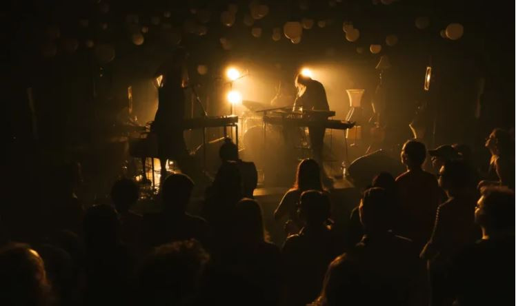 Le Festival OFF : ce parasite positif
