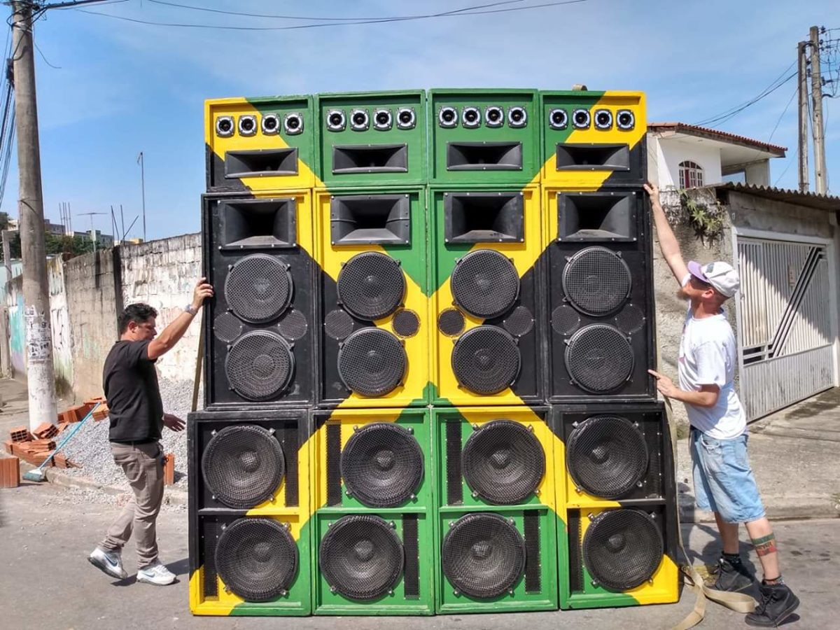 Playlist Dread Al Control Reggae Radio Show 4-06-2024