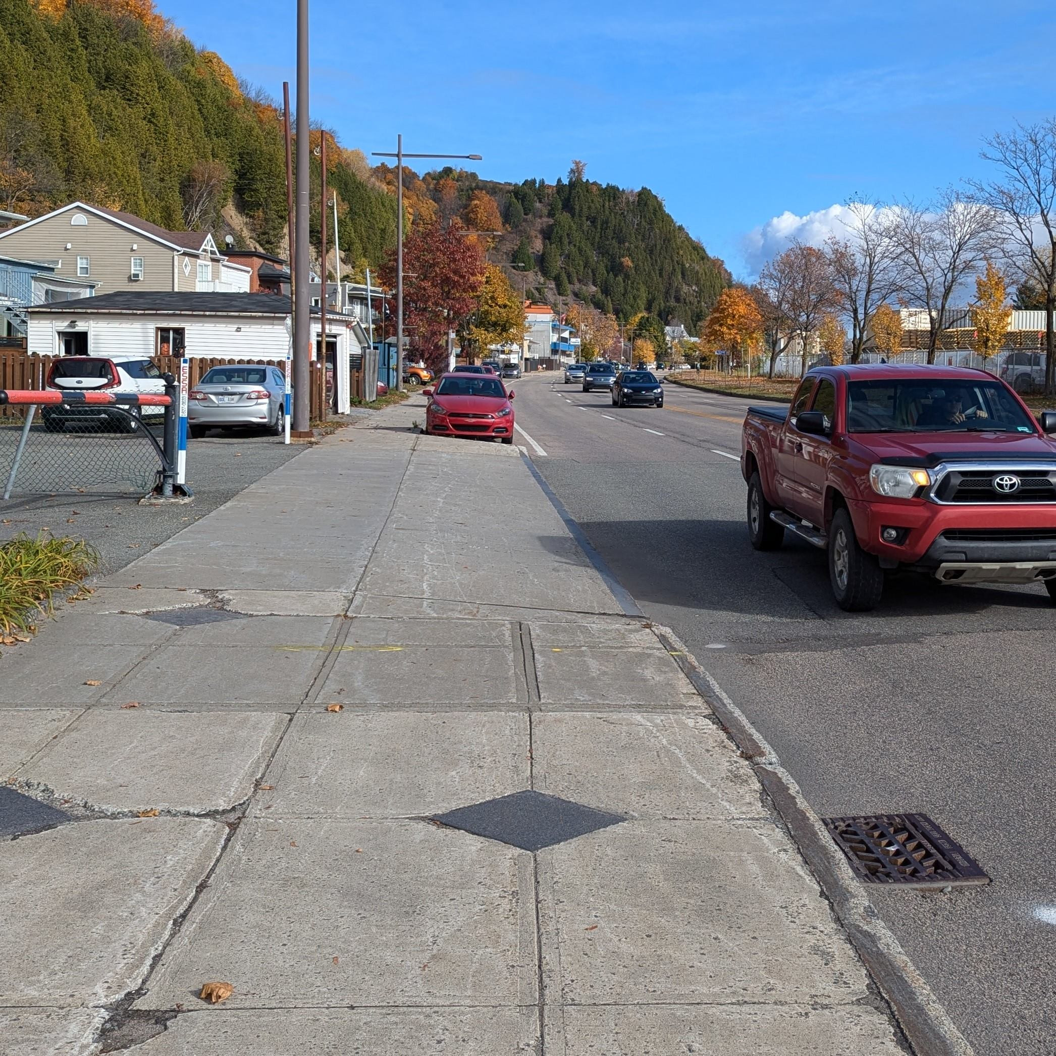 Des résidents de Cap-Blanc veulent limiter la vitesse du boulevard Champlain