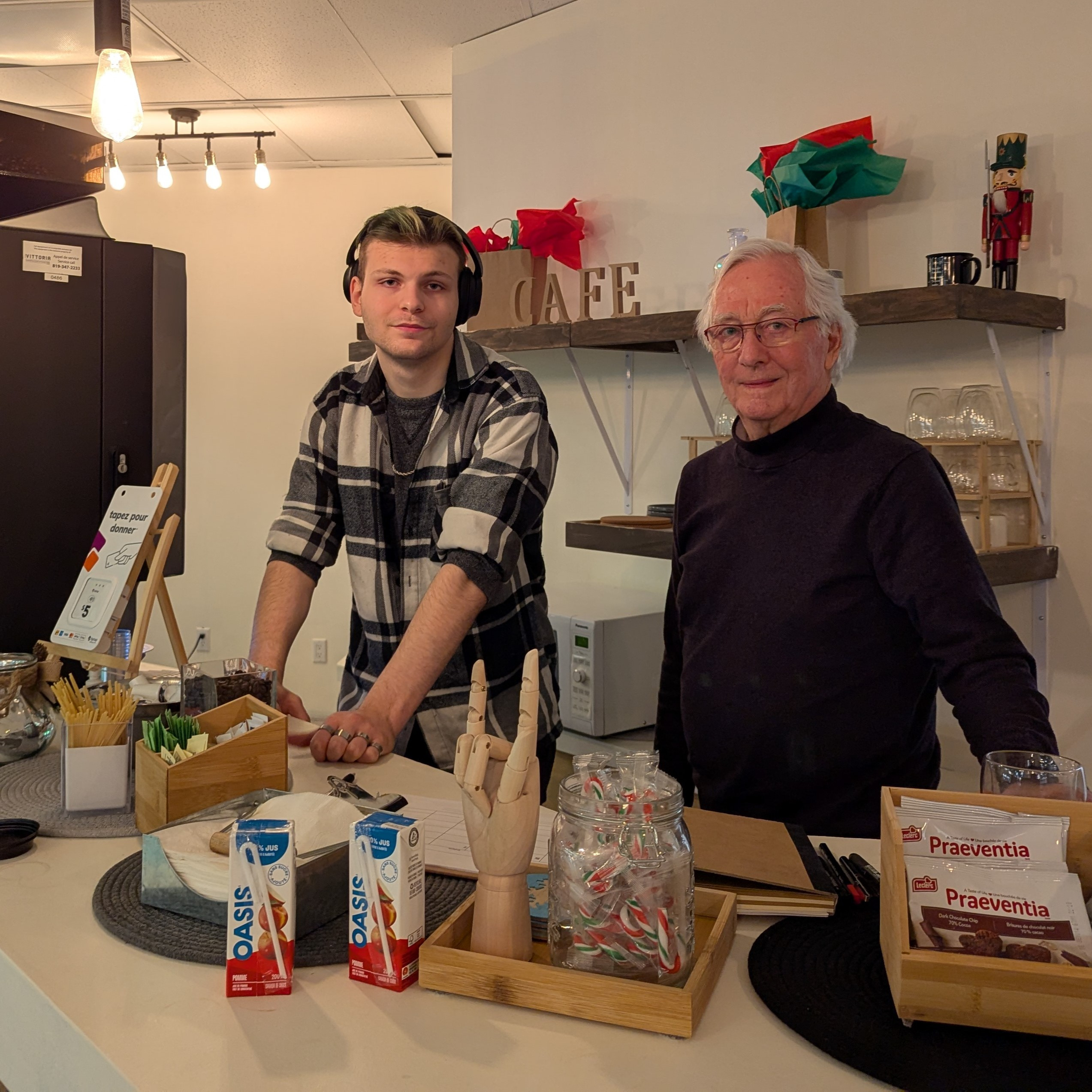 Des citoyens ouvrent un café solidaire à Sainte-Foy